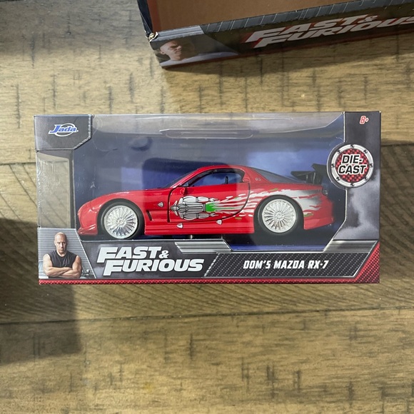 Jada 1/32 fast and the furious rx-7 - Picture 1 of 1